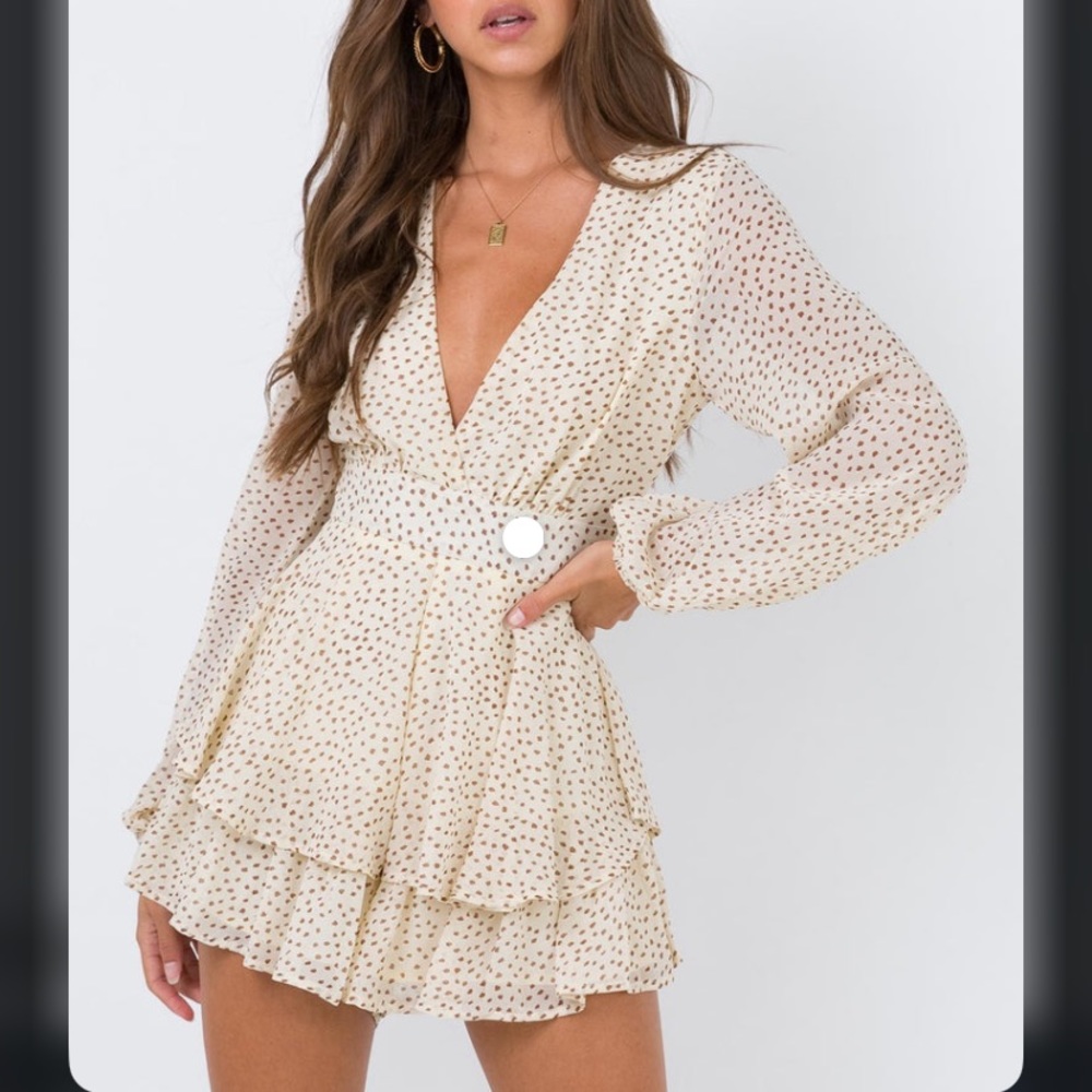 Princess Polly romper size US 6